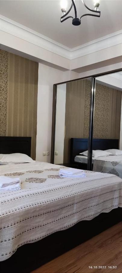 1 Bedroom Unit With Patio Tbilisi Buitenkant foto